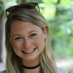 Meet your Posher, Olivia